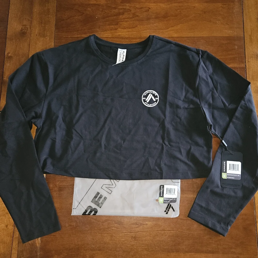 Alphalete Long Sleeve Crop Top - Picture 1 of 1